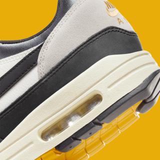 sneaker district nike air max 1