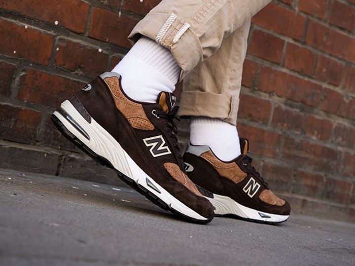 On-Foot: Balance's M 991 'Dr. Brown' and 'Navy Sneaker Freaker