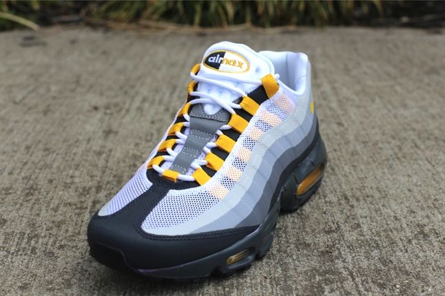 Nike Air Max 95 No-Sew (Varsity Maize)