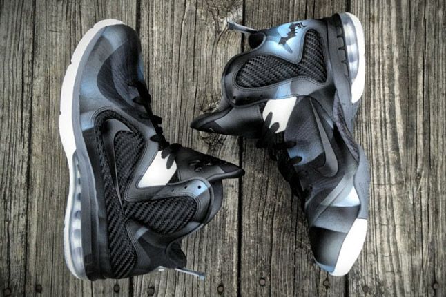 lebron batman shoes