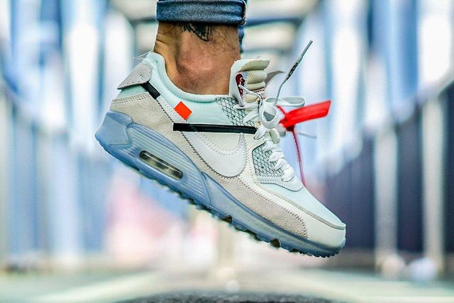 footpatrol air max 90 off white