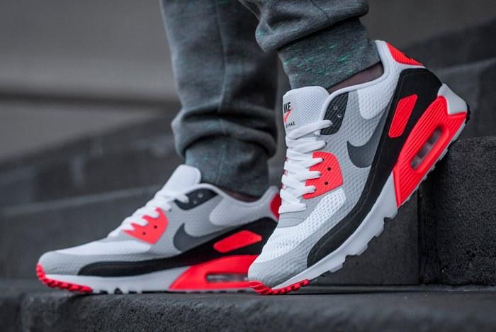 Nike Air Max 90 Ultra (Infrared) - Releases