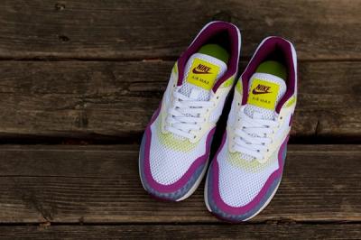 Nike Wmns Air Max 1 Breeze Bright Grape 3