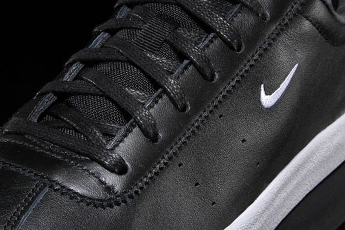 Nike match classic leather sneakers best sale