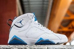 Jordan 7 azul online con blanco