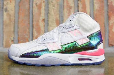 Nike Air Trainer Sc High Hyper Punch Sideview
