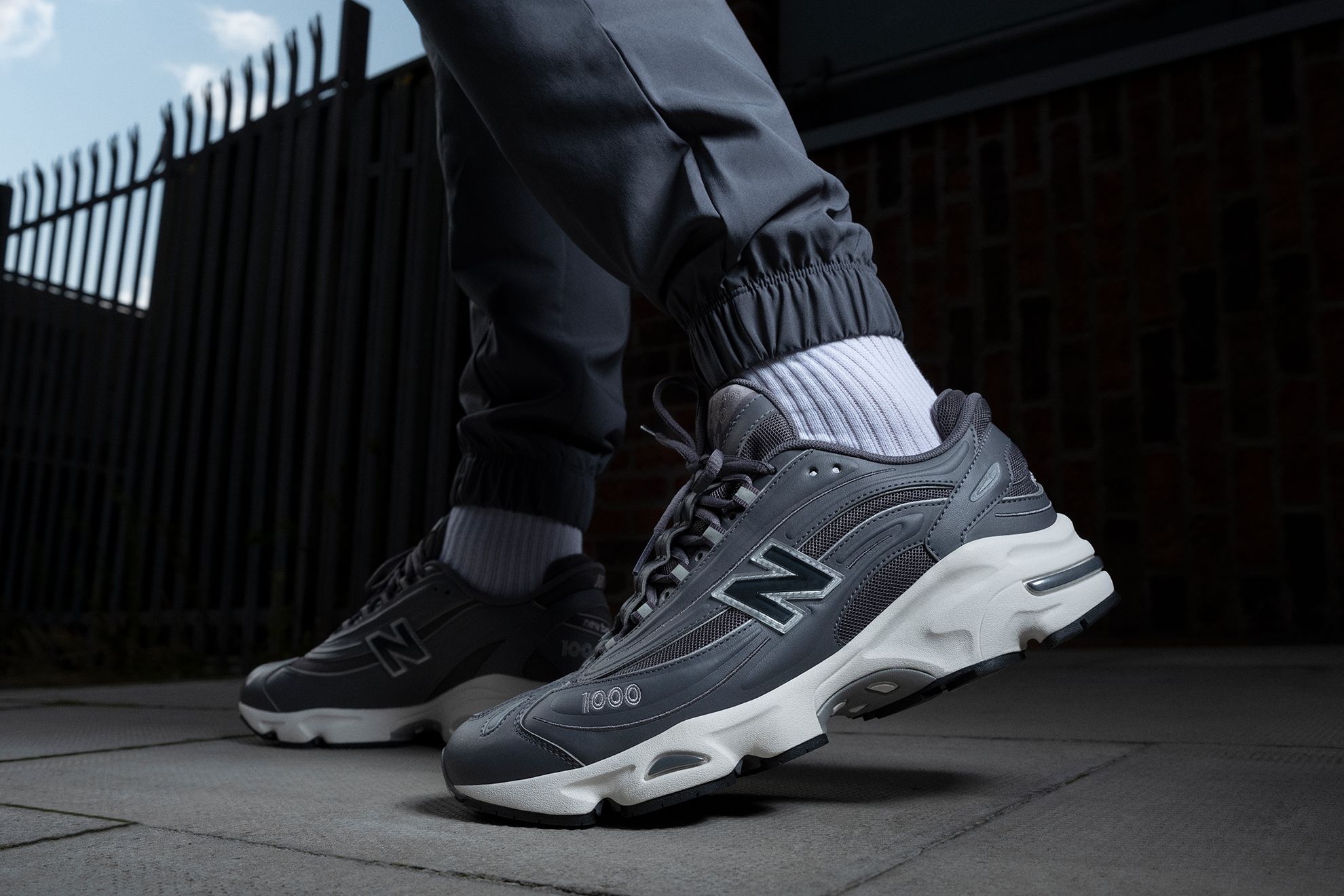New balance ☆ M1000JC ‘Rain Cloud’ New Balance 1000 “Rain Cloud Pack” (Silver Metallic/ Rain