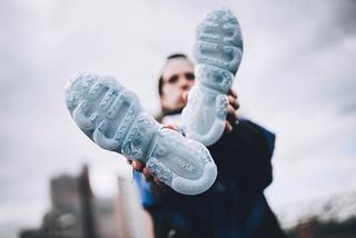 vapormax pure platinum on feet