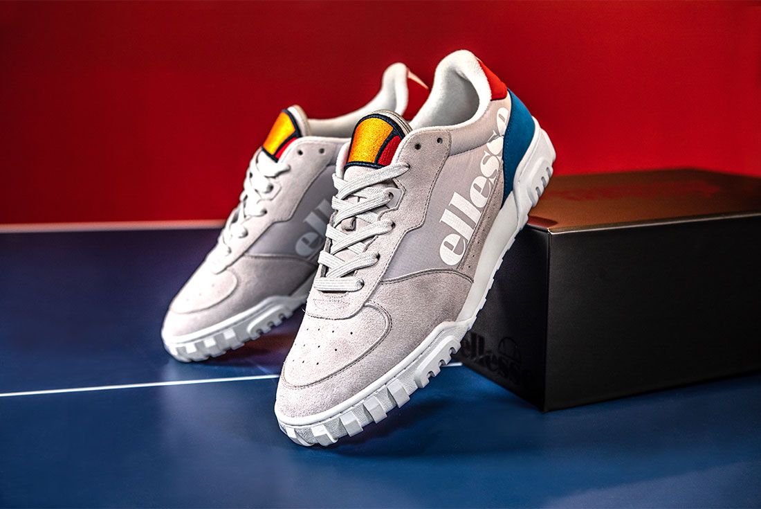 ellesse silver trainers
