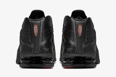Nike Shox R4 Black Orange Heels