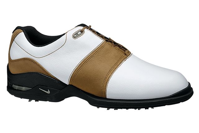 chris paul tiger woods shoes