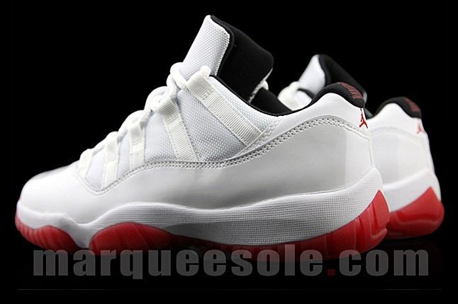 Air Jordan 11 Low Red White 4 1