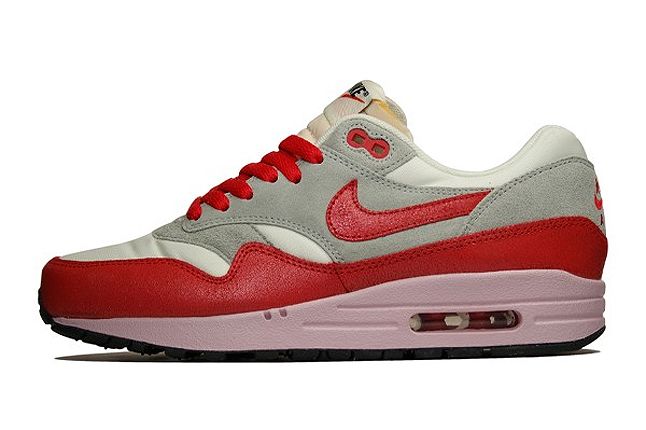 Overkill Nike Am1 Red 1