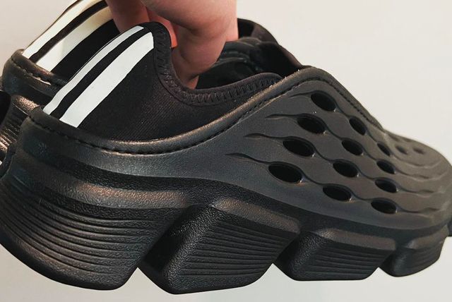 Are Adidas Clogs True To Size