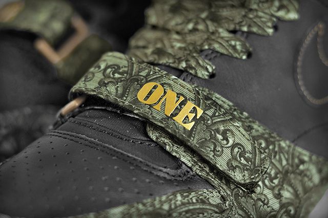 nike air trainer paid in full