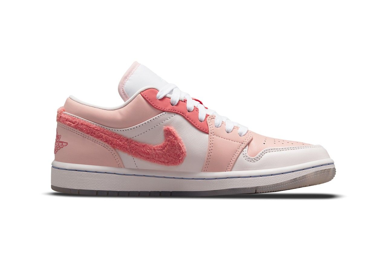 air jordan 1 low pink mighty swooshers