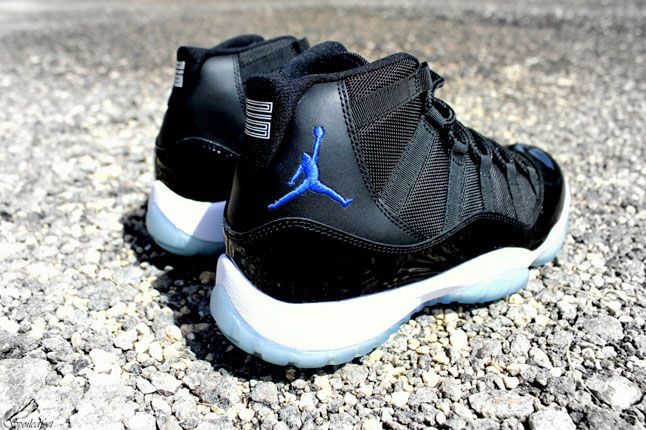 Space jam Jordan 11 good