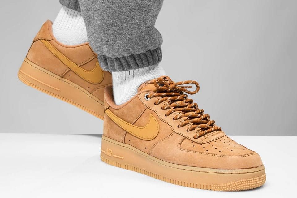 air force 1 flax low on feet