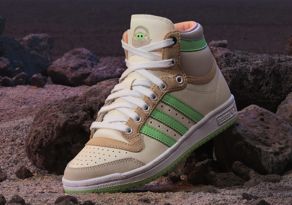 adidas superstar star wars the mandalorian the child