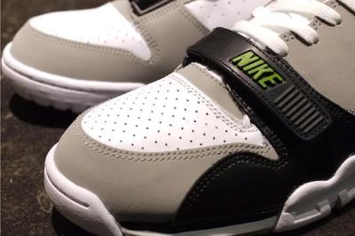 Nike Air Trainer 1 2012 Chlorophyll Toes 1