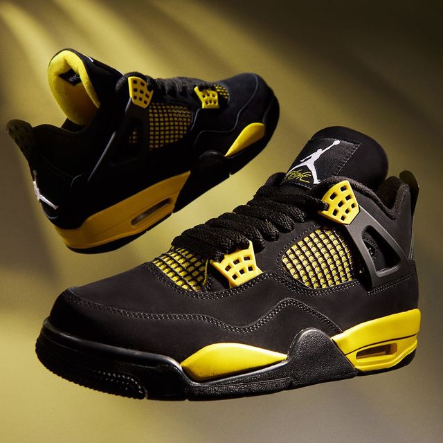 jordan 4 thunder black