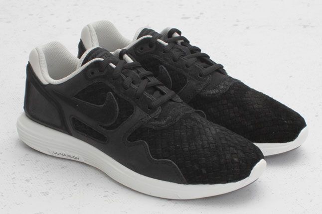Nike Lunar Flow Woven Black Bone 01 1