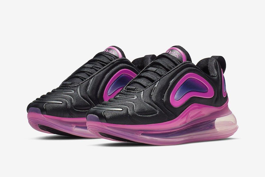 pink and white 'air max 720