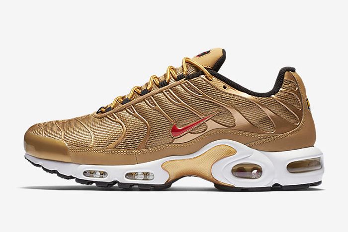 Nike's Air Max Plus is Laced in 'Metallic Gold' - Sneaker Freaker