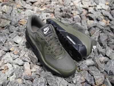 Nike Nike x colette The Away Project Olive Black JD Sports