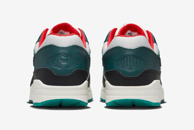 ynwa nike