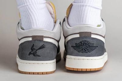Nike Dunk Low Silver Gold SNKRS Day FD0399-004
