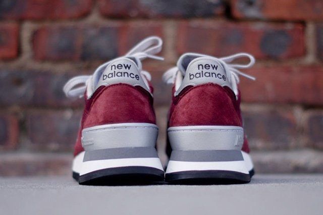 burgundy 990s