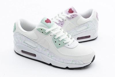 Valentines Day Nike Air Max 90 Air Force 1 07 Se Right