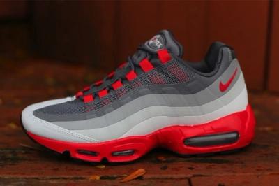 Nike Air Max 95 Chilling Red 1