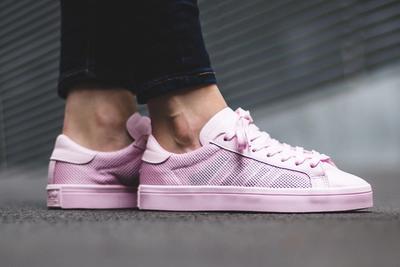 Adidas Court Vantage Clear Pink3