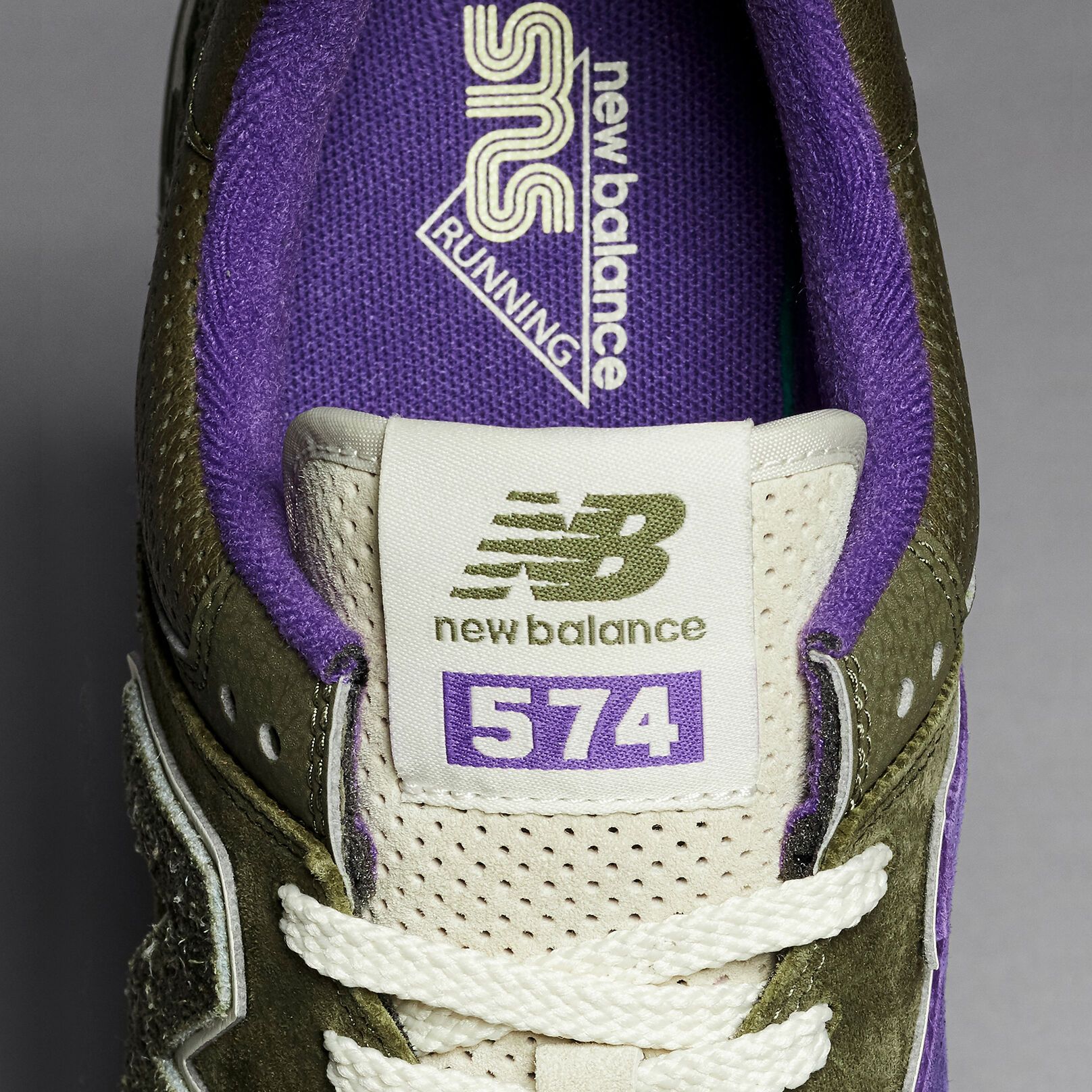 Sneakersnstuff x New Balance 574