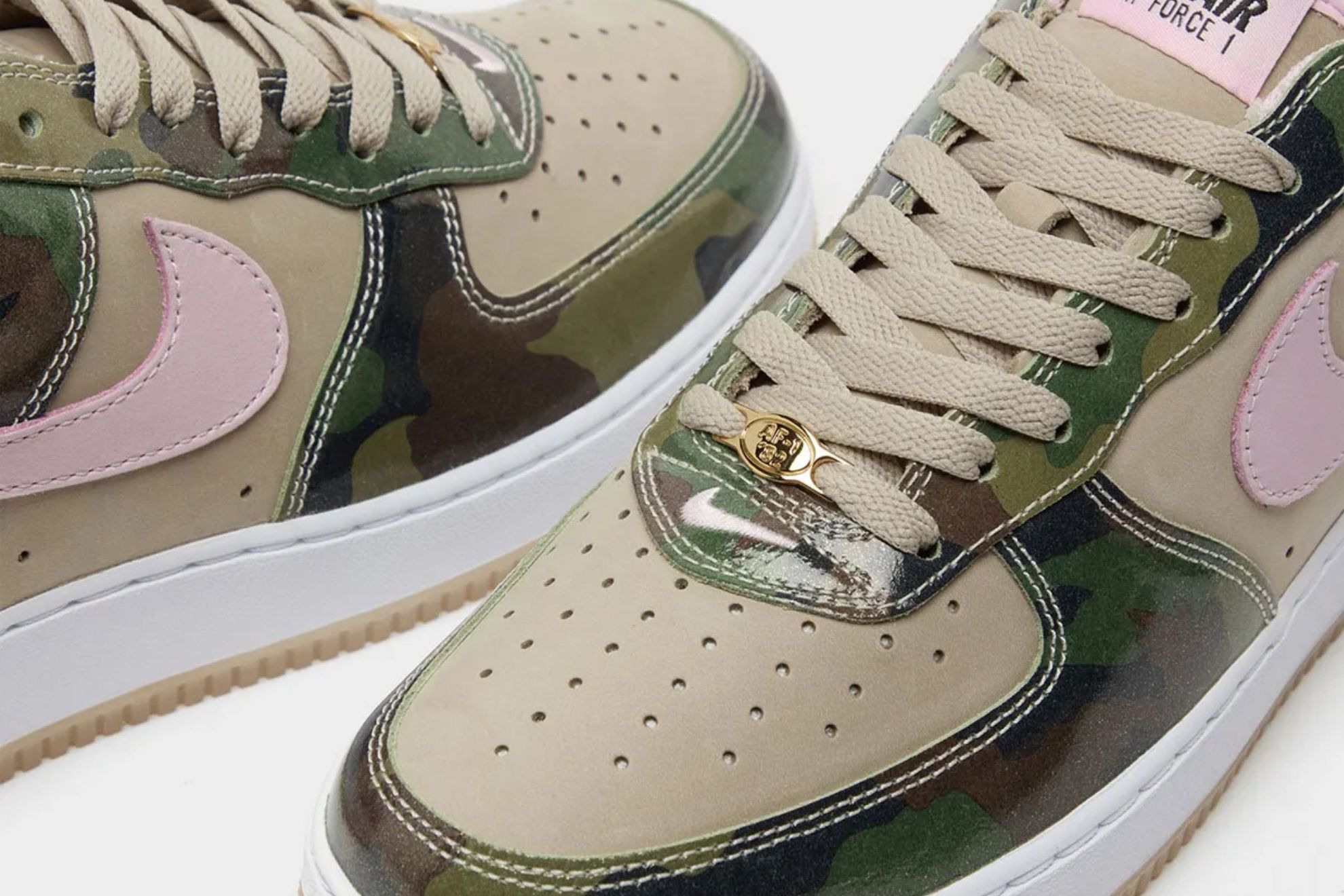 air force 1 camo tick