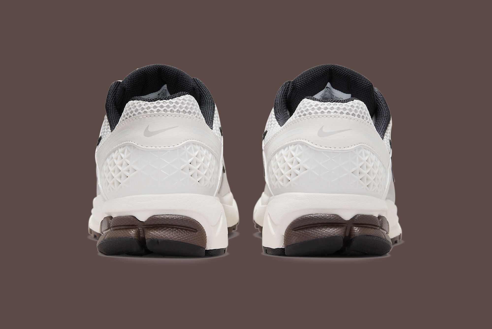 Nike Unveil a Ghostly 'Phantom Brown' Zoom Vomero 5