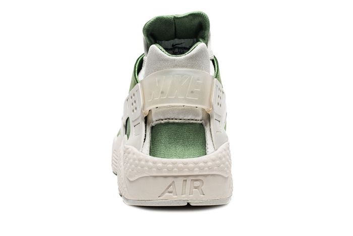 Nike Air Huarache Treeline 2