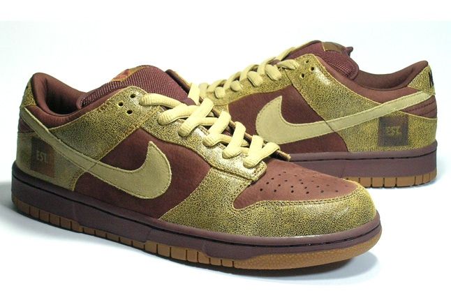 Nike Dunk Sample Disrtressed Pair 1