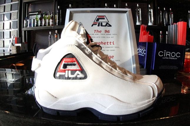 Fila The 96 Party With Papers 1