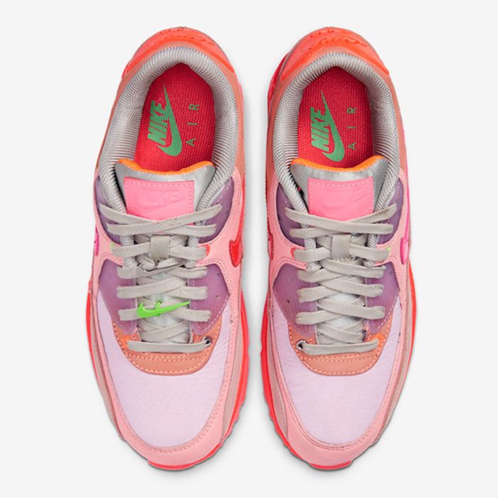Pretty in Pink: Nike Air Max 90 - Sneaker Freaker خريطة المملكة المتحدة