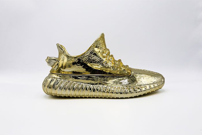 Take a Look at This Gold Yeezy Sculpture - Sneaker Freaker