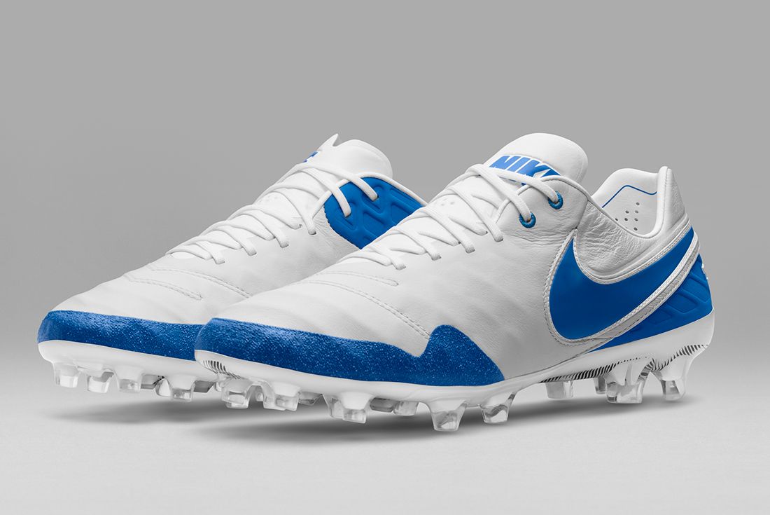 nike revolution airmax cleats