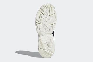 adidas yung 96 black and white