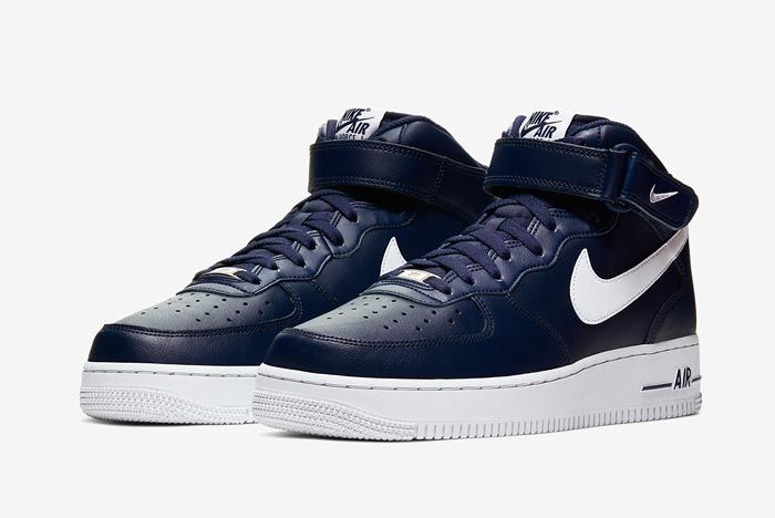 Nike Air Force 1 Mid Navy White Pair