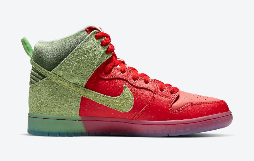 Nike SB High ‘Strawberry Cough’ official shots