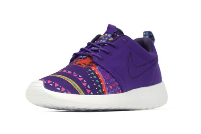 nike womens roshe