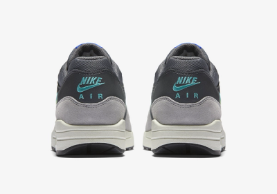 Nike Wmns Air Max 1 Jade Swoosh 4