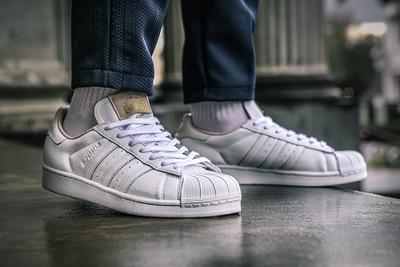 Adidas Superstar Home Of Classics Right Side